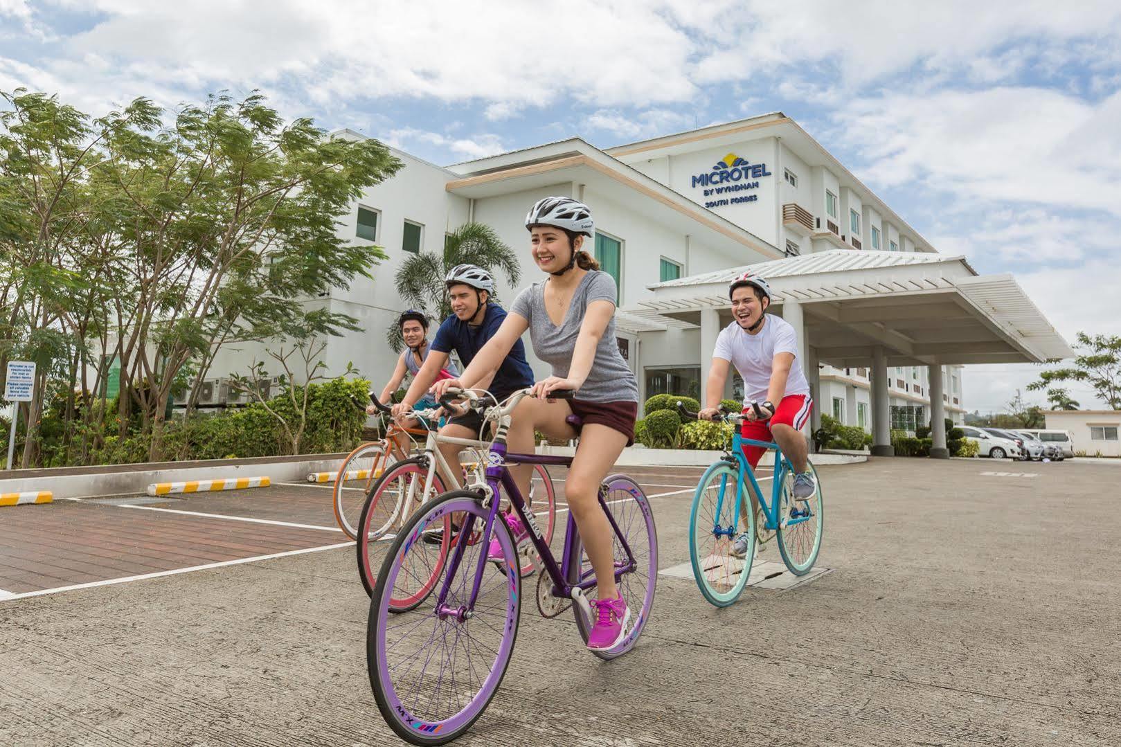 Microtel By Wyndham South Forbes Near Nuvali Santa Rosa  Exterior foto